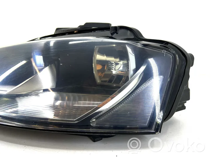 Audi A3 S3 A3 Sportback 8P Lampa przednia 8P0941003