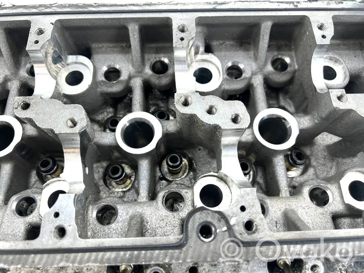 Volkswagen Transporter - Caravelle T5 Engine head R03L103373G