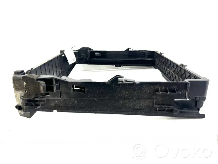 BMW X5 E70 Pannello di supporto del radiatore 7795909