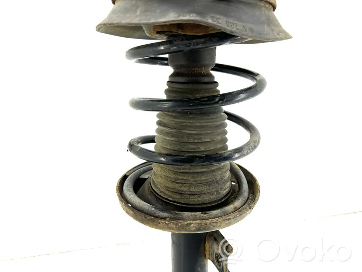 Mercedes-Benz C W203 Front shock absorber with coil spring A2033211084