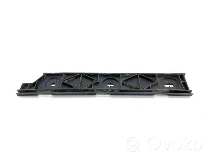 Mercedes-Benz Vito Viano W639 Support de pare-chocs arrière A6398850256