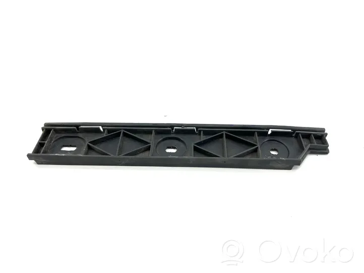 Mercedes-Benz Vito Viano W639 Support de pare-chocs arrière A6398850256