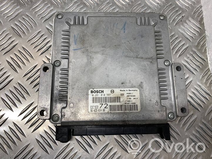 Peugeot 406 Unité de commande, module ECU de moteur 0281010597