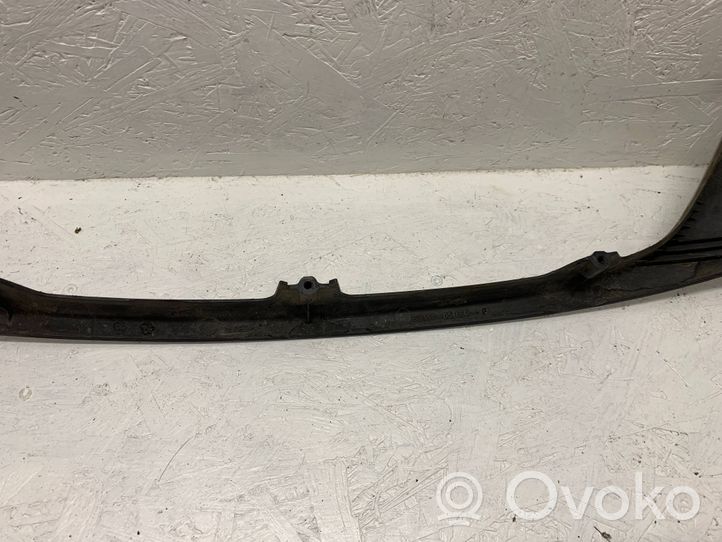 Toyota Avensis T220 Oberes Gitter vorne 5311105030