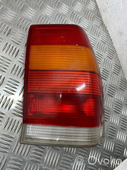 Opel Omega A Takavalot 025396R3