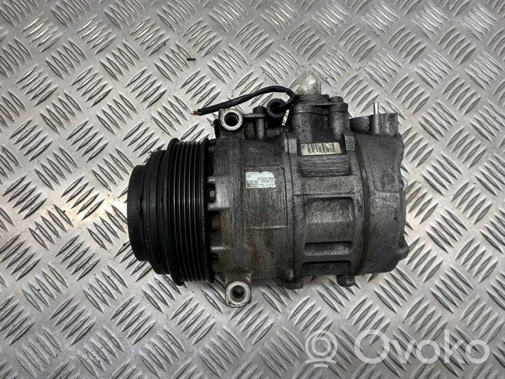 Jeep Grand Cherokee (WJ) Ilmastointilaitteen kompressorin pumppu (A/C) 4472208920