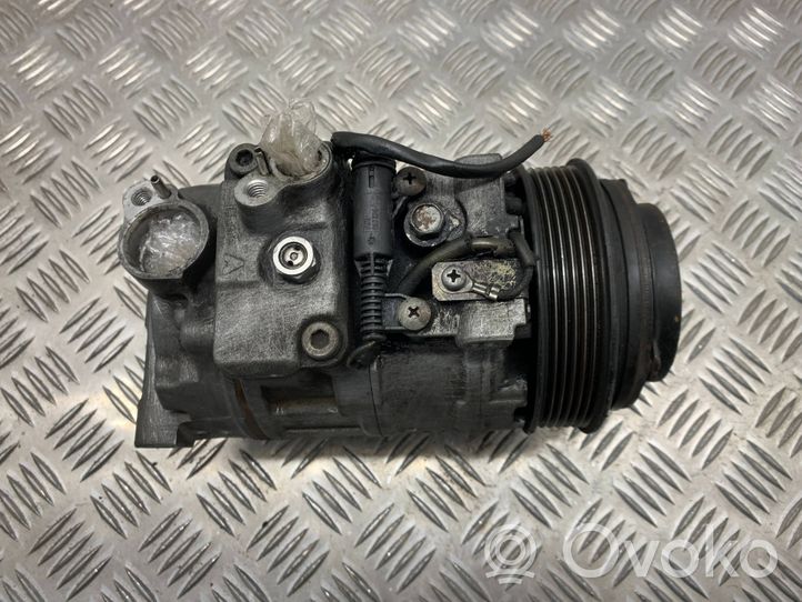 Jeep Grand Cherokee (WJ) Ilmastointilaitteen kompressorin pumppu (A/C) 4472208920