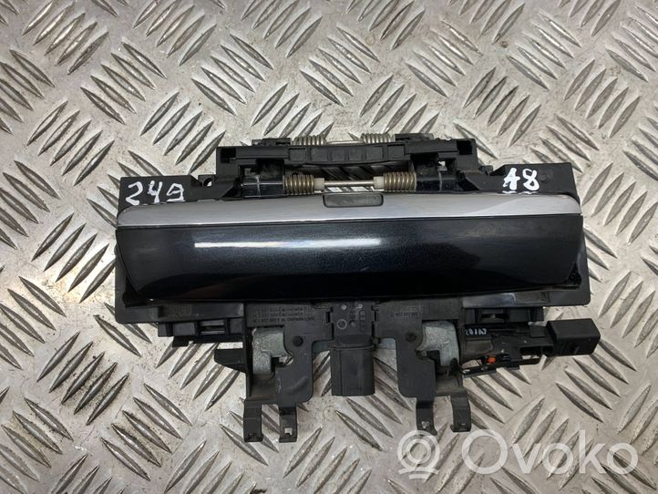 Audi A8 S8 D3 4E Maniglia esterna per portiera anteriore 4E0949137