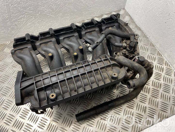 Mercedes-Benz ML W163 Intake manifold A6110700179