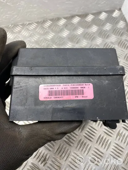 Chrysler Voyager Module de fusibles P05144508AB