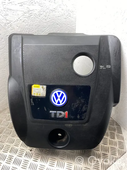 Volkswagen Golf IV Copri motore (rivestimento) 038103925