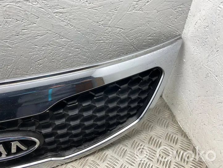 KIA Sorento Grille calandre supérieure de pare-chocs avant 863502P000