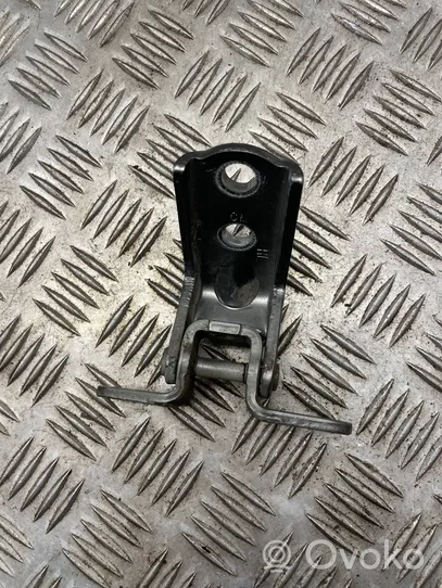 KIA Sorento Rear door lower hinge 