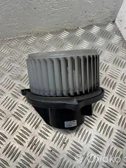 Jeep Grand Cherokee (WJ) Mazā radiatora ventilators AY1661000414