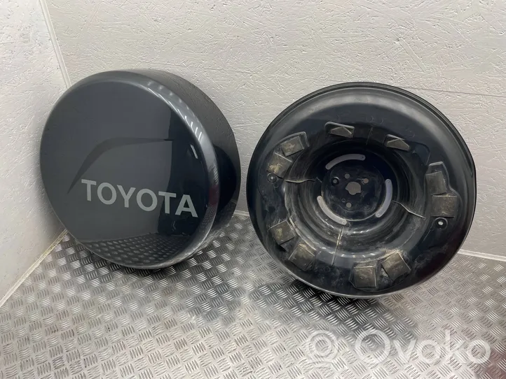 Toyota RAV 4 (XA30) Vararenkaan osion verhoilu 6477142U11