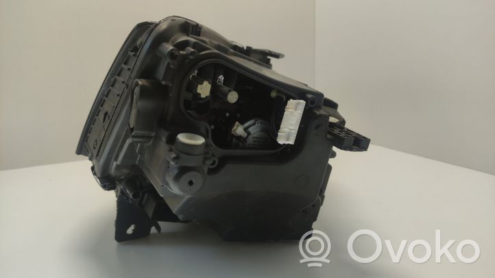 Audi A5 Phare frontale 8W6941035E