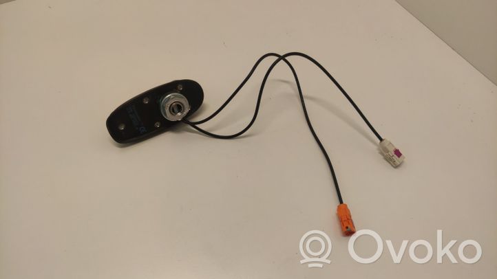 Peugeot 208 Antena GPS 9819668080