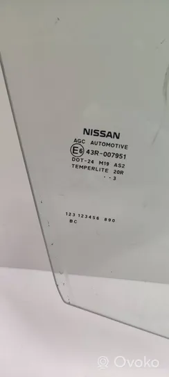 Nissan Juke I F15 Etuoven ikkunalasi, neliovinen malli 43R007951
