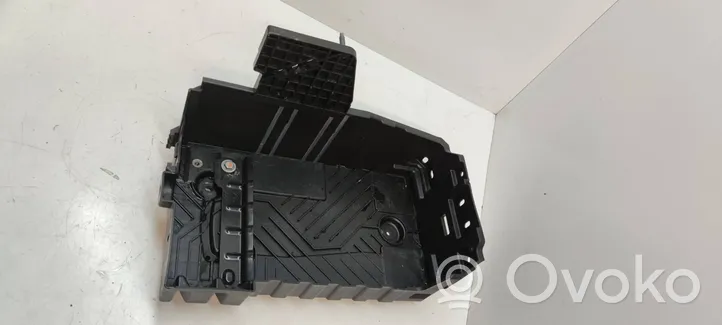 Peugeot 2008 II Battery tray 9823533180