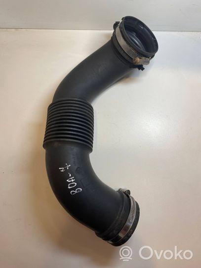 Opel Vivaro Air intake hose/pipe 1105223S01