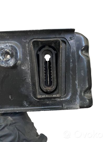 Opel Vivaro Radiator support slam panel bracket 