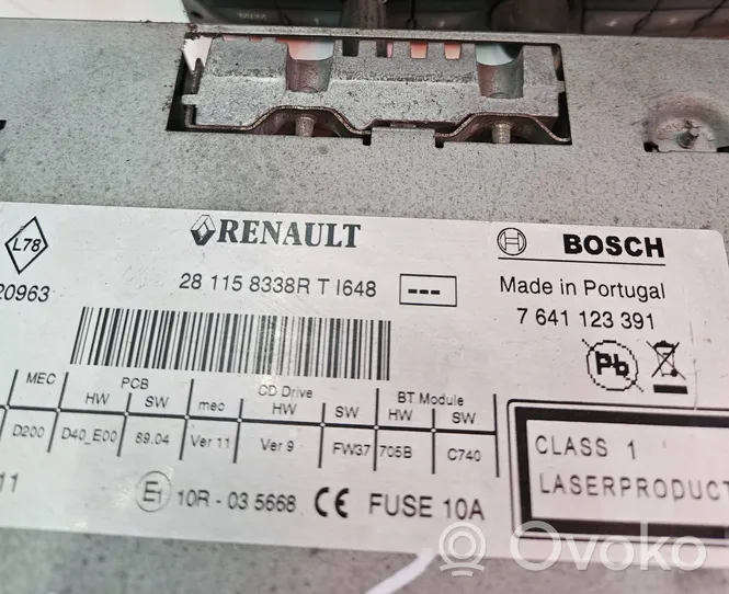 Renault Master III Unité principale radio / CD / DVD / GPS 281158338R