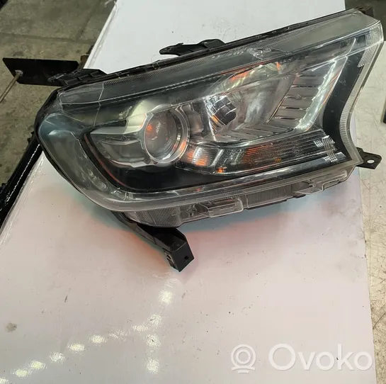 Ford Ranger Lampa przednia 