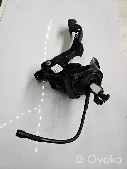 Opel Vivaro Clutch pedal 9818902380