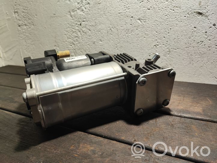 Land Rover Range Rover Sport L494 Ilmajousituksen kompressoripumppu CPLA3B484