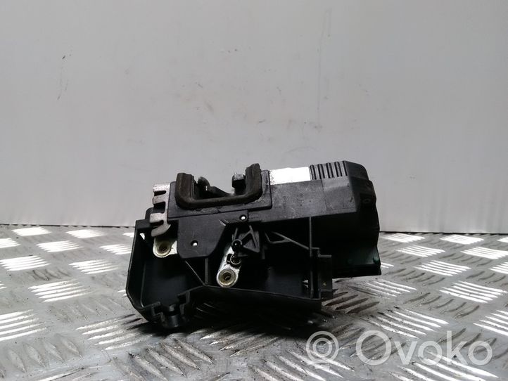 Opel Corsa C Zamek drzwi przednich 24434880