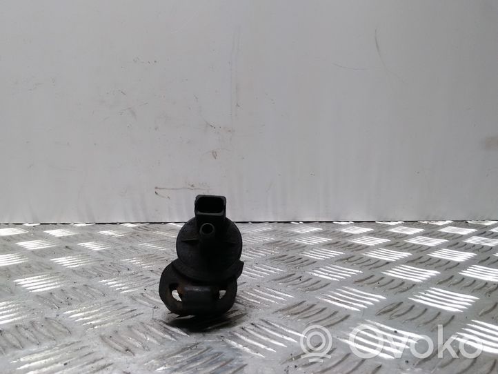 Opel Agila A Vacuum valve 9205571