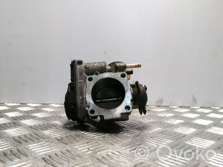 Volkswagen Bora Zawór przepustnicy 06A133064H