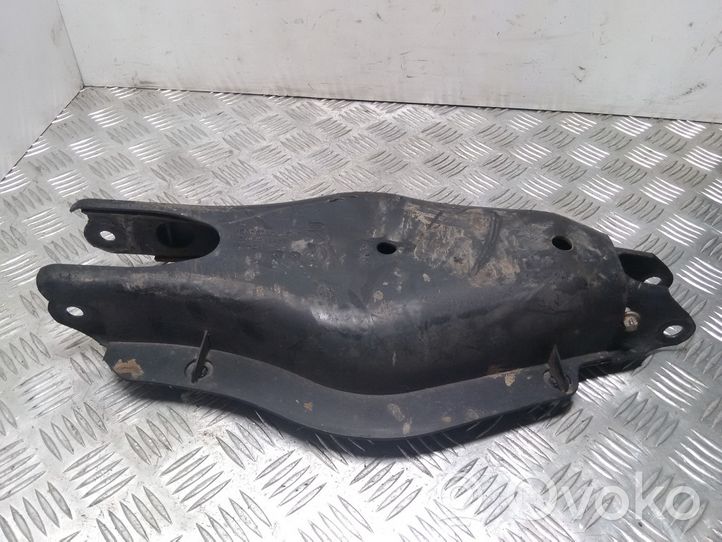 Mercedes-Benz C AMG W204 Ressort hélicoïdal, support jambe de force A2043521688