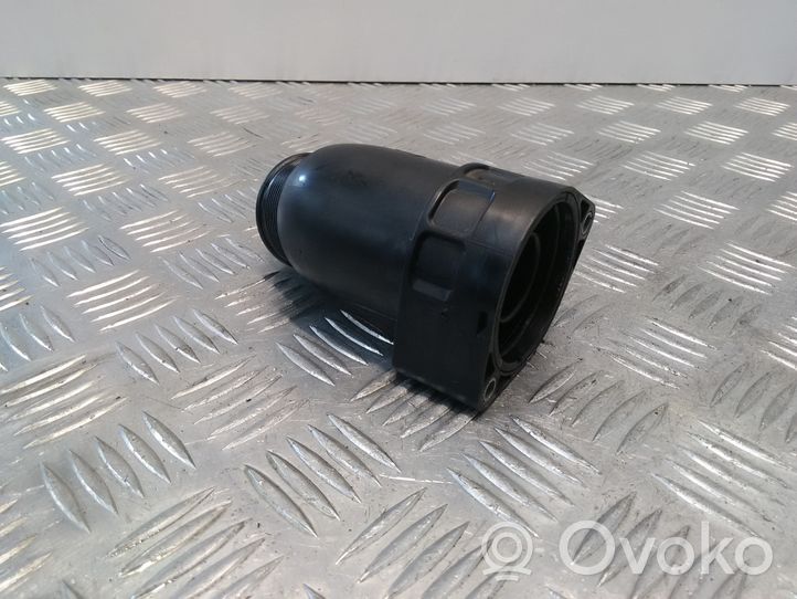 Volkswagen PASSAT B8 Intake resonator 04L131111M