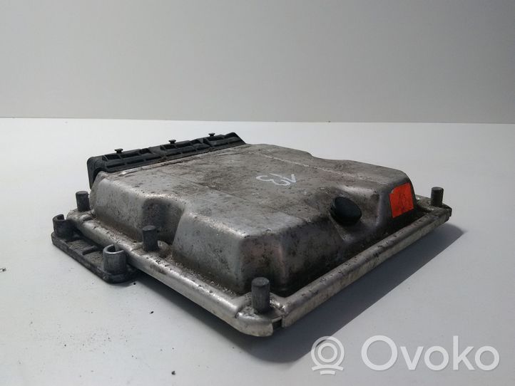 Renault Vel Satis Variklio valdymo blokas 0281011571