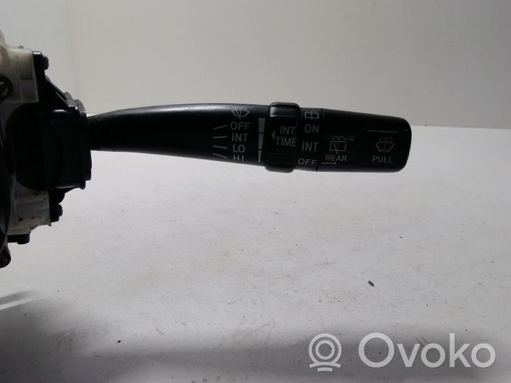 Toyota Avensis T220 Wiper turn signal indicator stalk/switch 17A164LH1