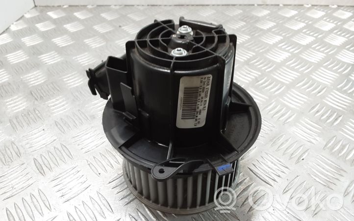 Mercedes-Benz C AMG W204 Ventola riscaldamento/ventilatore abitacolo V7825001