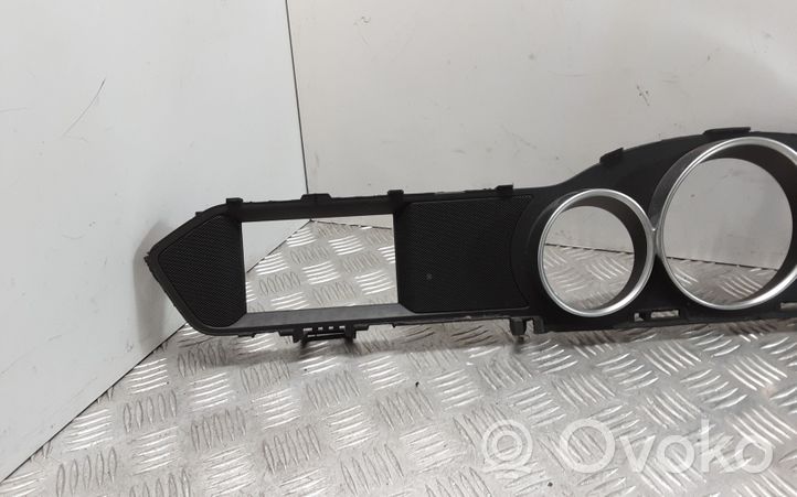 Mercedes-Benz C AMG W204 Dashboard trim A2046890339