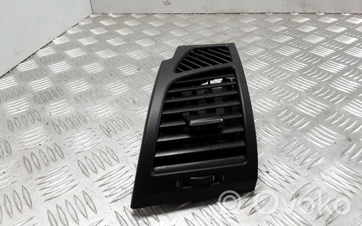 BMW 1 E82 E88 Dashboard side air vent grill/cover trim 7059187