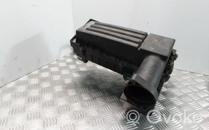 Volkswagen Golf VI Scatola del filtro dell’aria 3C0129607BD