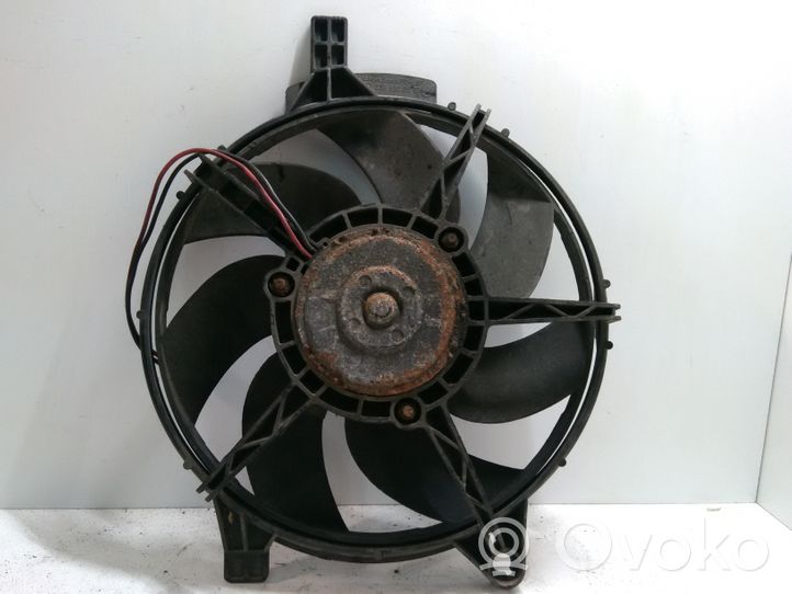 Mercedes-Benz Vito Viano W638 Ventilatore di raffreddamento elettrico del radiatore 6385000593