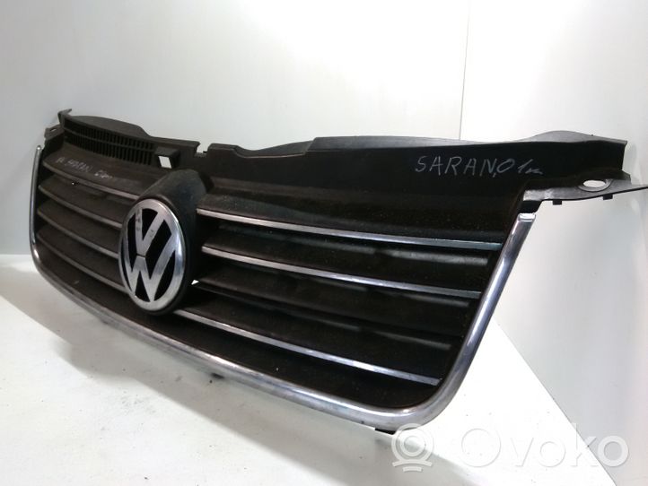 Volkswagen PASSAT B5.5 Griglia anteriore 3B0853651L