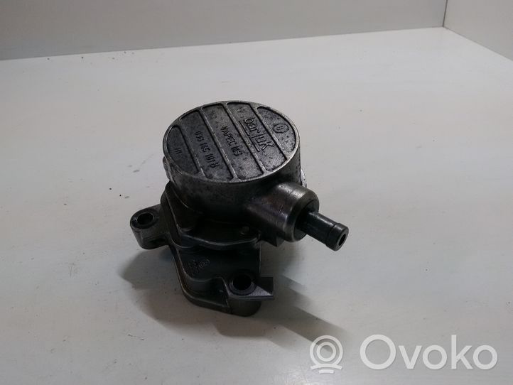 Volkswagen Golf IV Pompa podciśnienia / Vacum 038145101B
