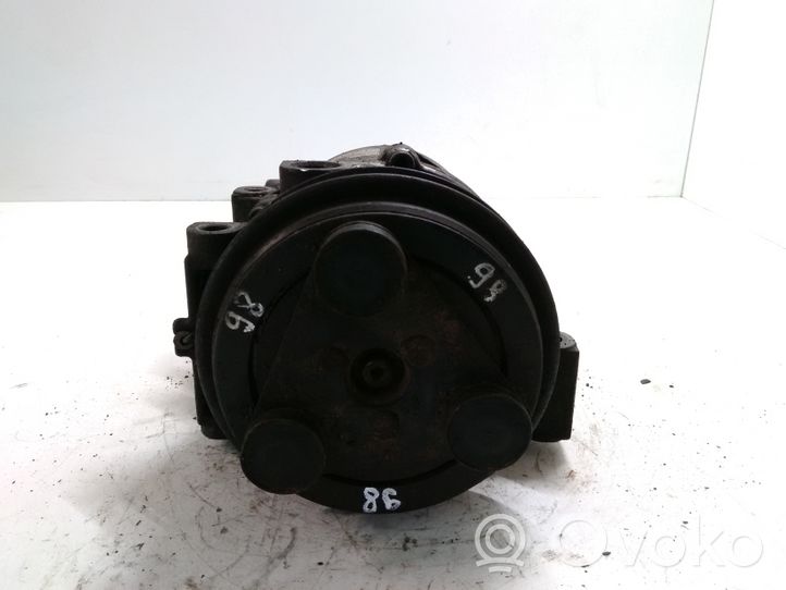 Subaru Impreza II Compresseur de climatisation 73111FE000