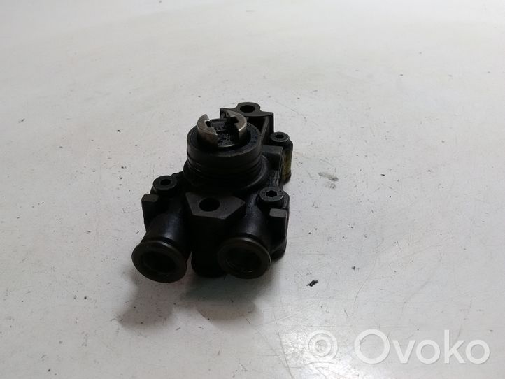 Mercedes-Benz ML W163 Pompe d'injection de carburant à haute pression A6110900250