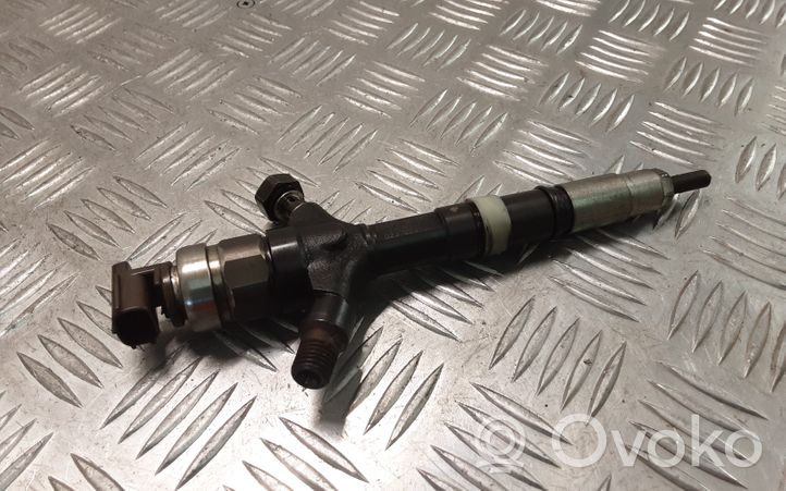 Toyota Corolla Verso E121 Injecteur de carburant 236700G020