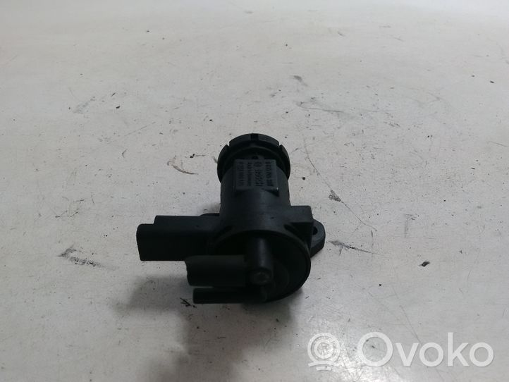 Peugeot Boxer Turboahtimen magneettiventtiili 9635704380