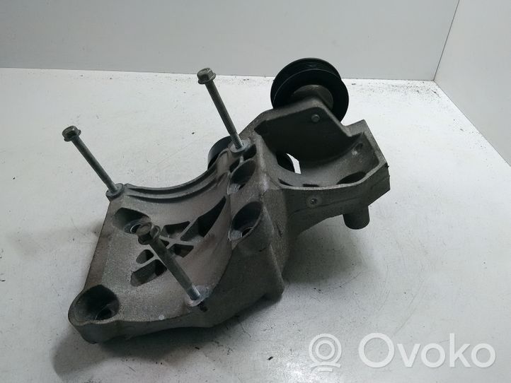 Opel Insignia A Air conditioning tensioner 55582510