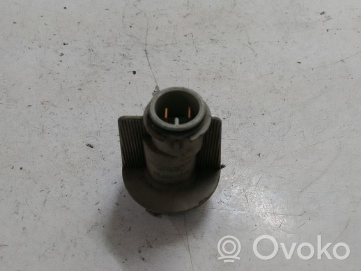 Audi A4 S4 B5 8D Element lampy przedniej 3B0953123B