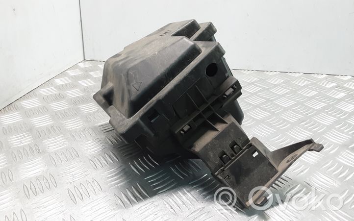 Citroen C8 Boîte à fusibles 1496764080